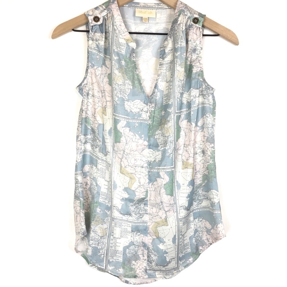 MODCLOTH Top Blouse Tank Sleeveless Creative Contribution Globe Map Size XXS